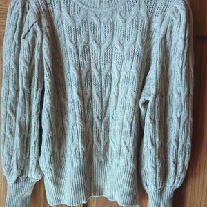 Express Cable Knit Sweater in Gold With Gold Sequins